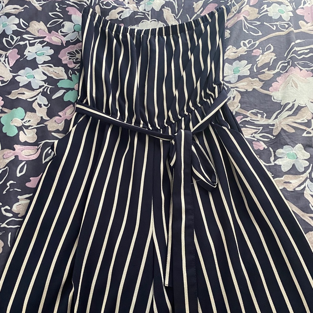 STRAPLESS STRIPED JUMPSUIT